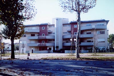 fotografia fabbricato posto in viale Adua